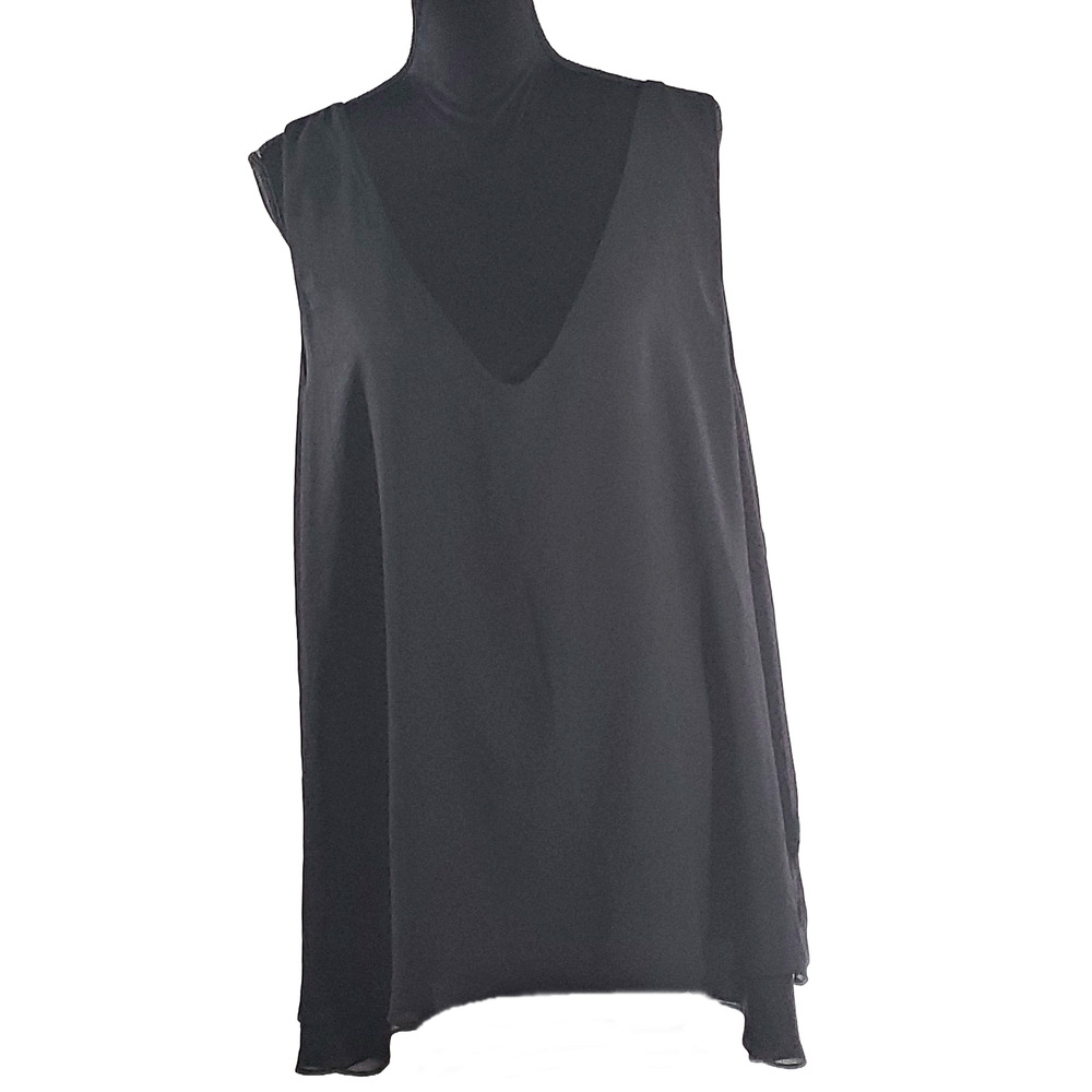 Torrid Black Sheer Sleeveless Lined V Neck Blouse Shell Size 5